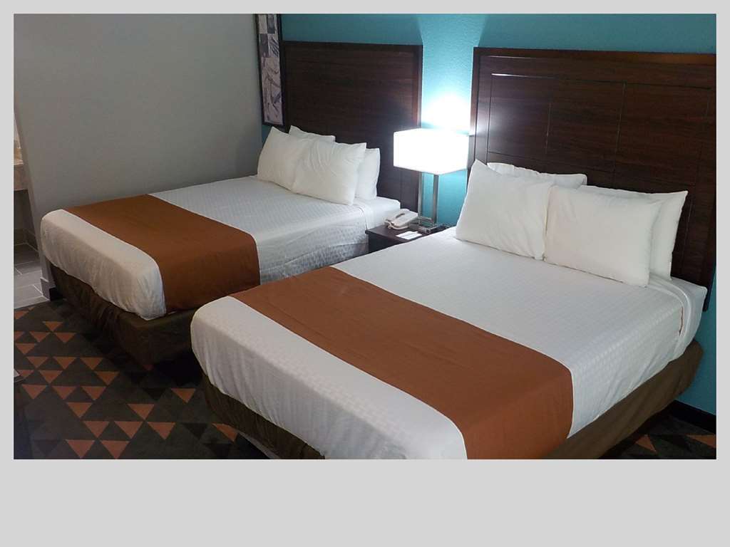 Clarion Pointe Indianapolis Northeast Hotell Castleton Rom bilde